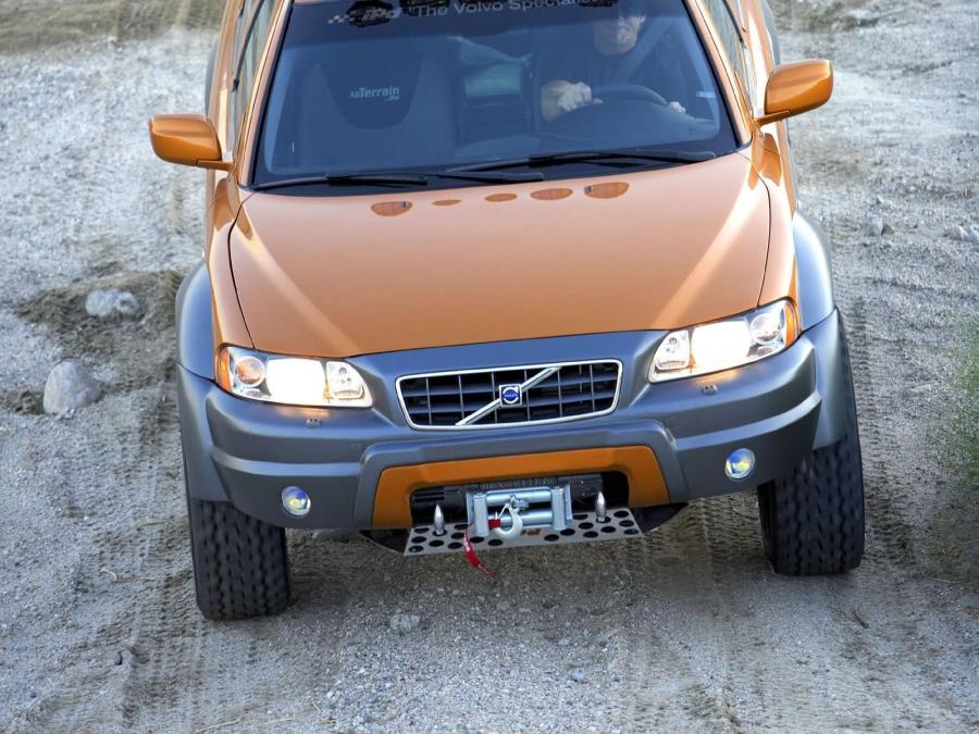  Volvo XC70 All Terrain Concept 2005 года  (фото 5 из 13)